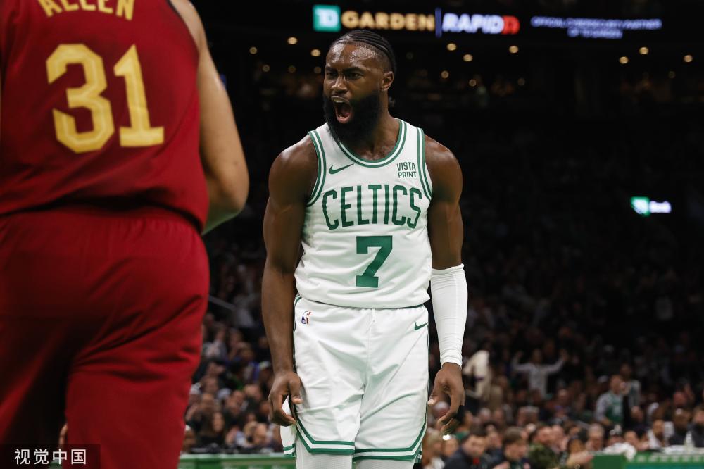 下巨大空白 下巨大空白