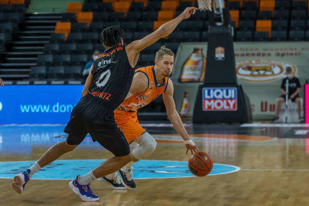 在这个充满 在这个充满